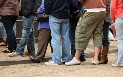Shorter Queues at the Gate: The Flow Dividend